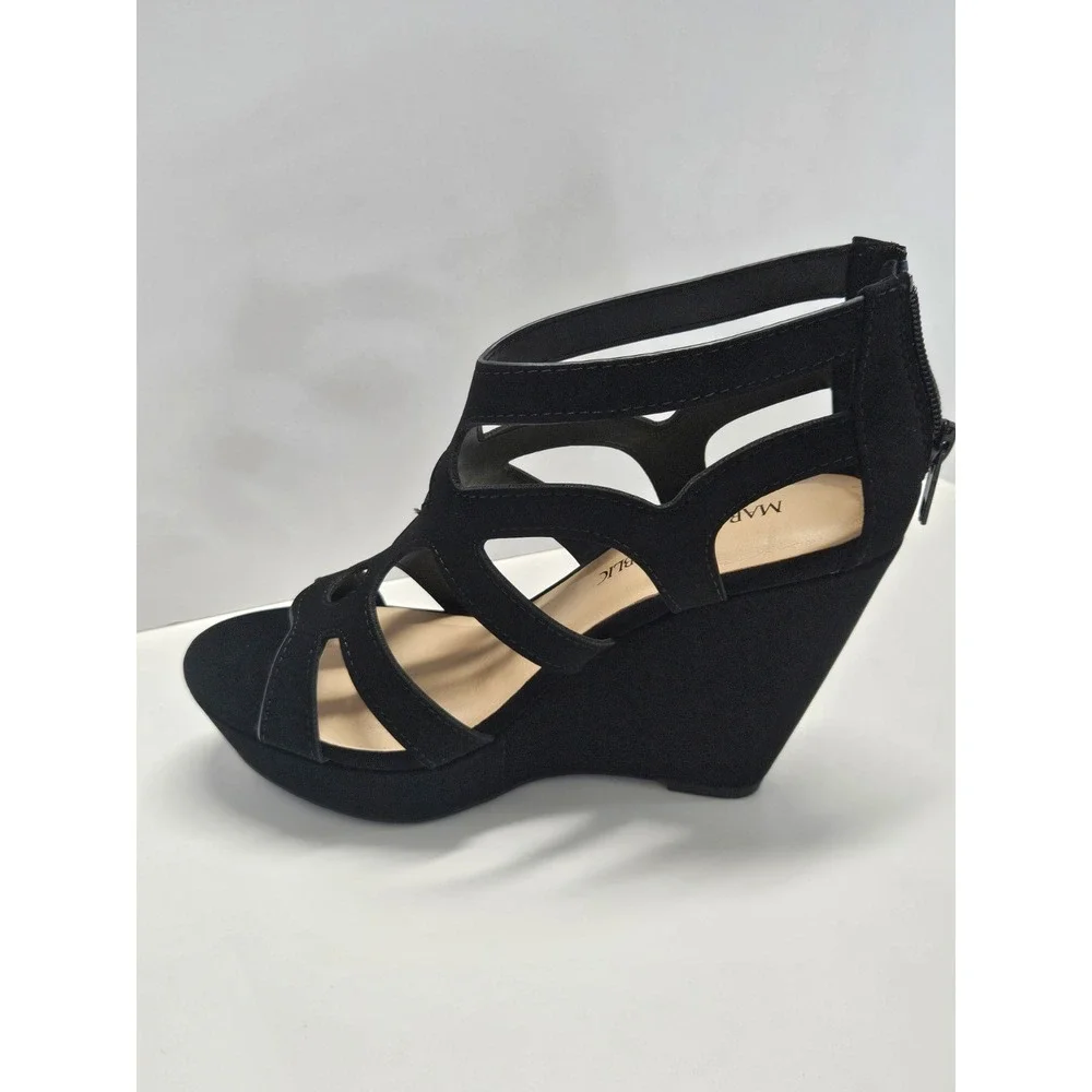 Marco Republic, Woman's‎ Size 8 Black Nubuck, 